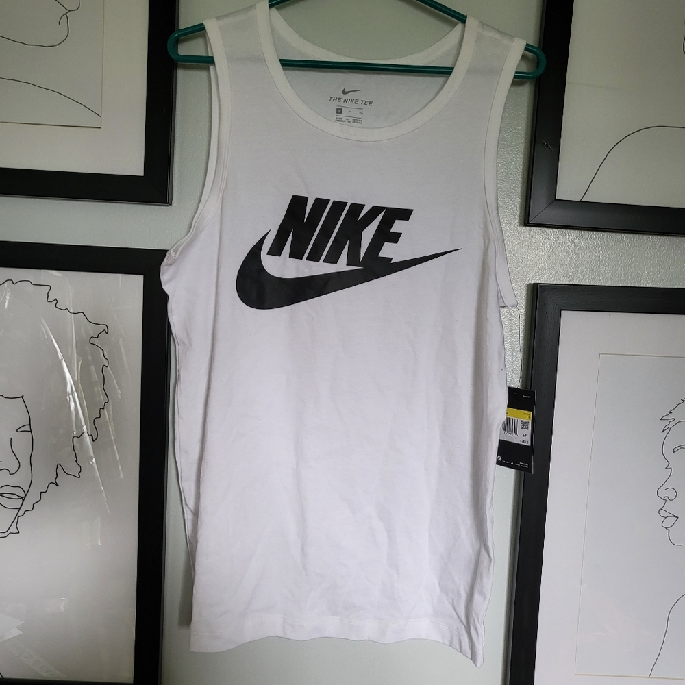 👁 Nike Tank